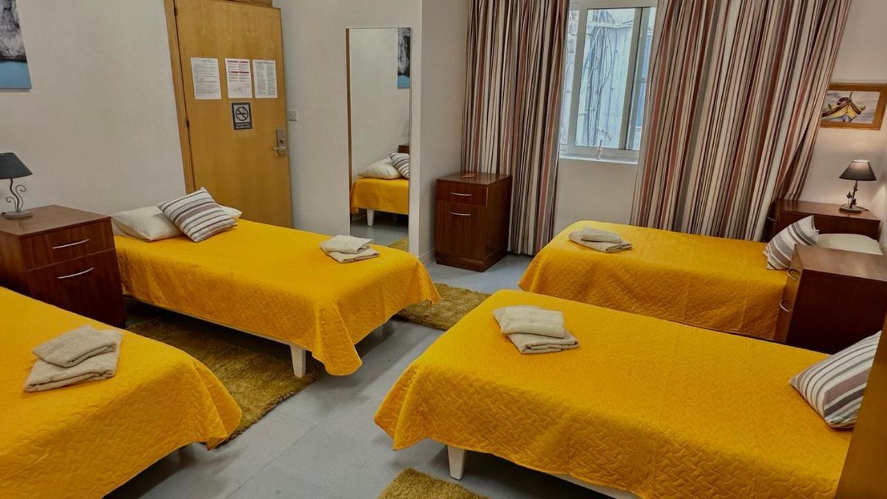 Malta Crown Guesthouse San Ġiljan Extérieur photo