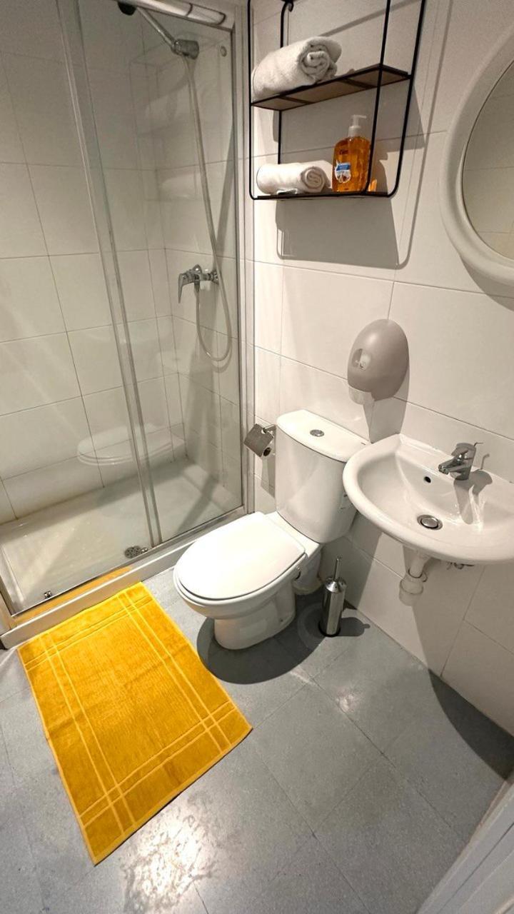 Malta Crown Guesthouse San Ġiljan Extérieur photo