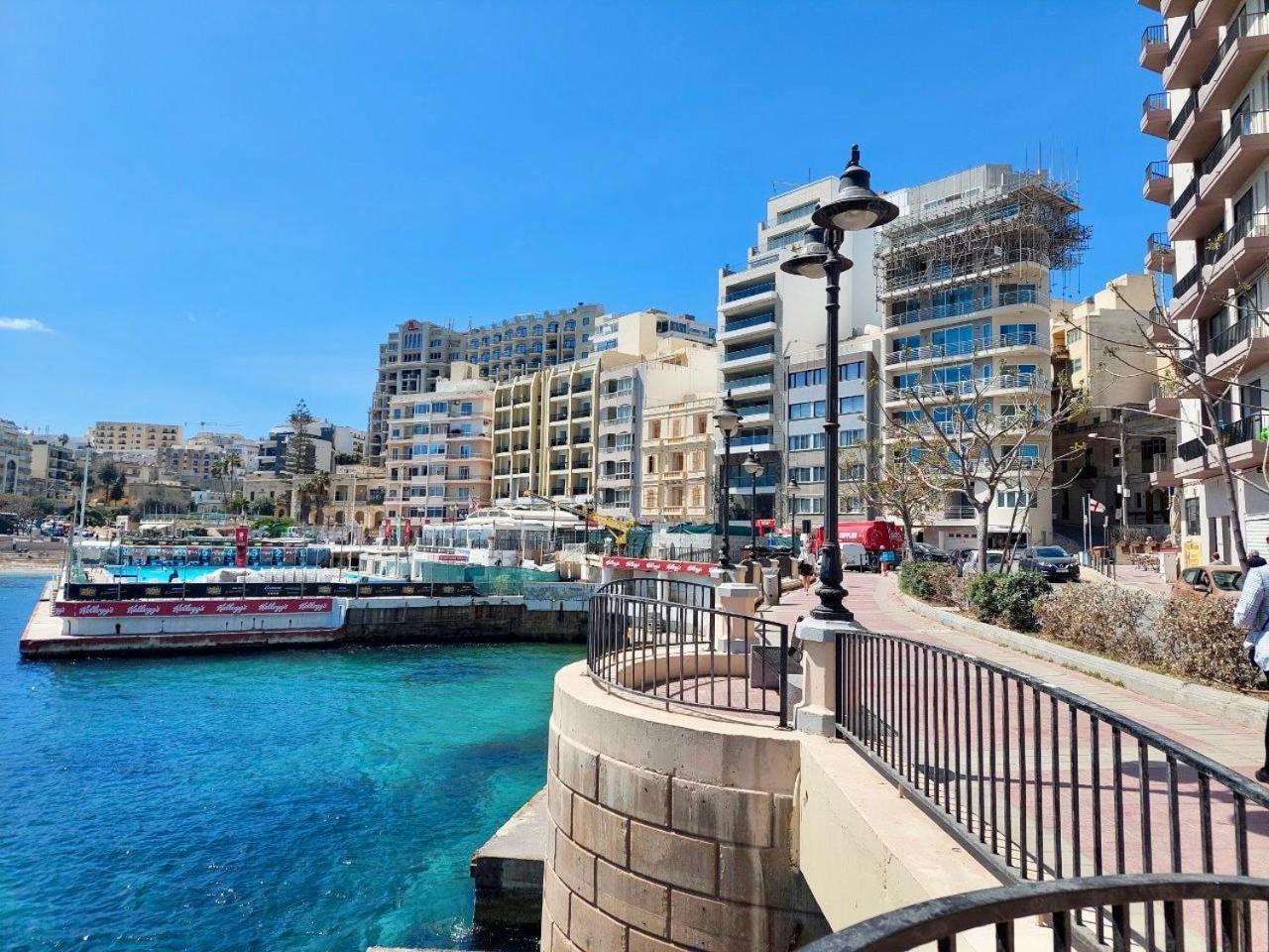 Malta Crown Guesthouse San Ġiljan Extérieur photo