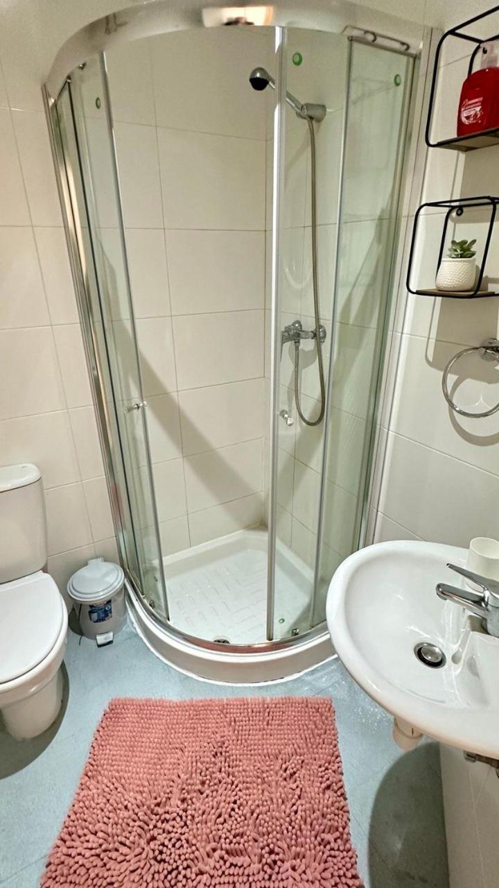 Malta Crown Guesthouse San Ġiljan Extérieur photo